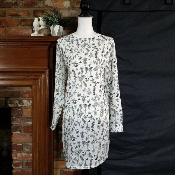Joe Fresh White Floral Shift Dress - Picture 1 of 10